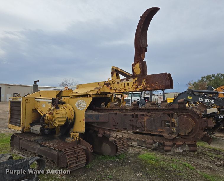 image for item DT5473 1993 Vermeer T555TR trencher