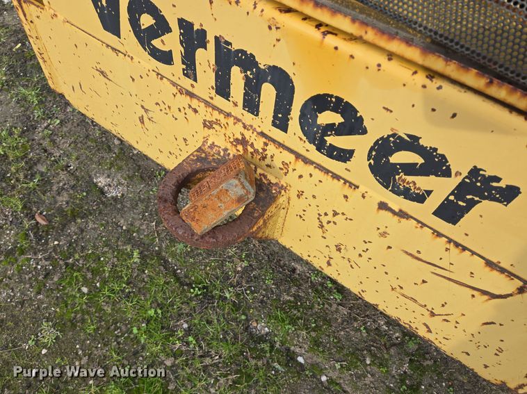 image for item DT5473 1993 Vermeer T555TR trencher