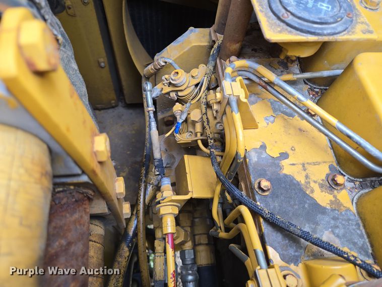 image for item DT5473 1993 Vermeer T555TR trencher