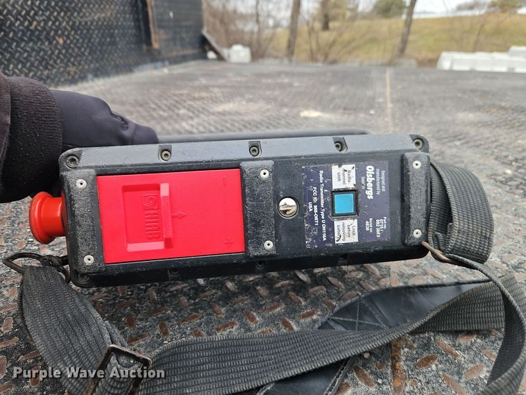 image for item DT7607 2007 International 7600 crane truck