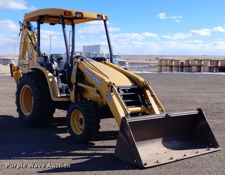 image for item DV6638 2005 John Deere 110 backhoe