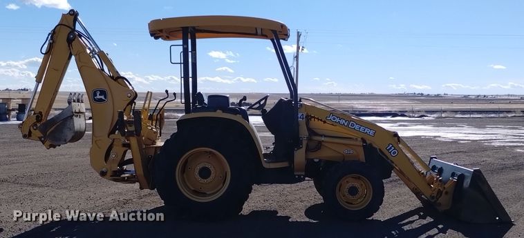 image for item DV6638 2005 John Deere 110 backhoe