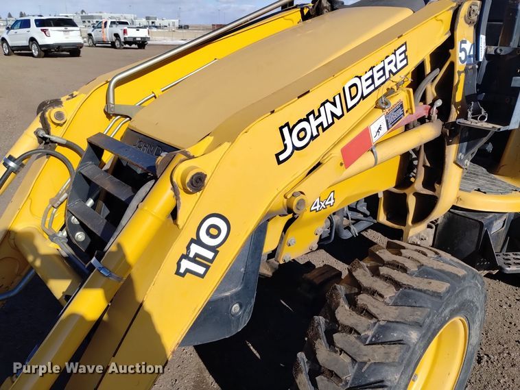 image for item DV6638 2005 John Deere 110 backhoe