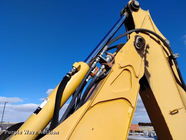 image for item DV6638 2005 John Deere 110 backhoe