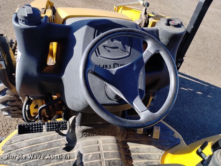 image for item DV6638 2005 John Deere 110 backhoe