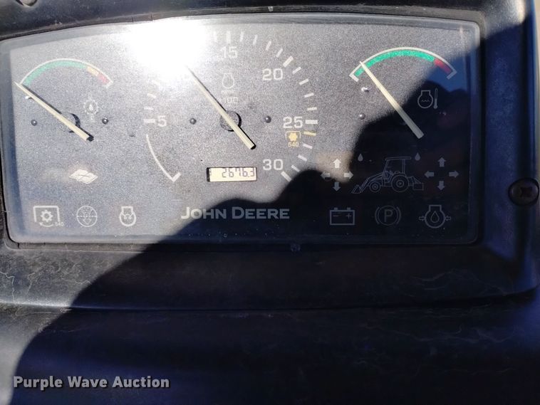 image for item DV6638 2005 John Deere 110 backhoe