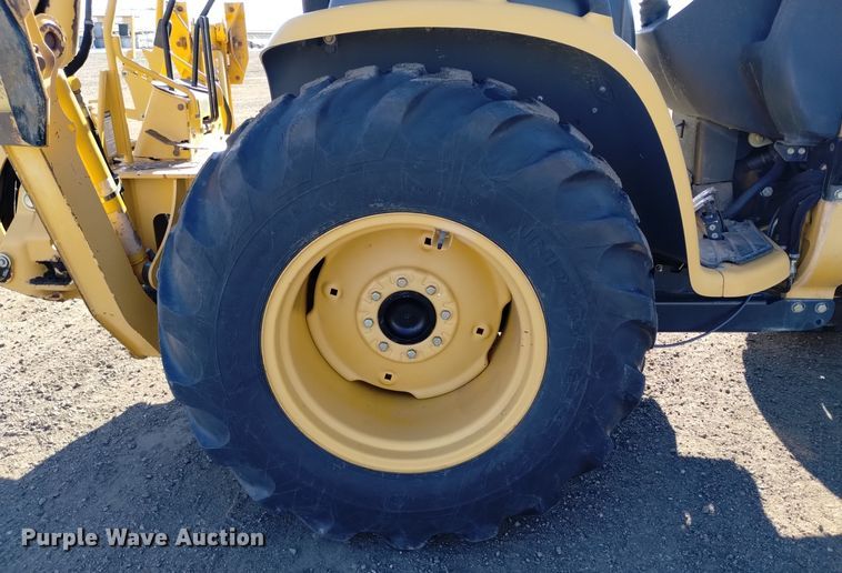 image for item DV6638 2005 John Deere 110 backhoe