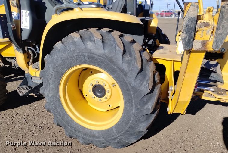 image for item DV6638 2005 John Deere 110 backhoe