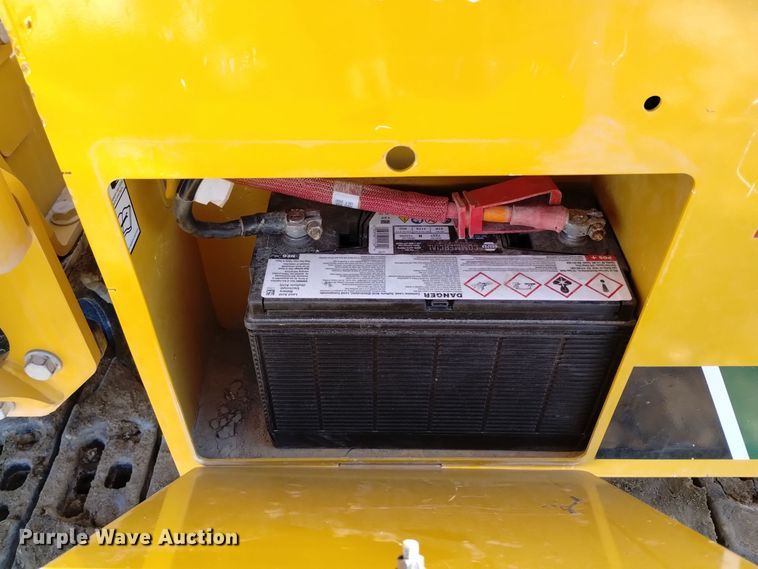 image for item DV6640 2021 Vermeer PD10 pile driver