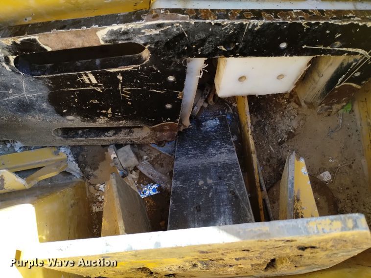 image for item DV6640 2021 Vermeer PD10 pile driver