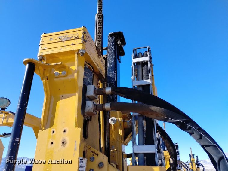 image for item DV6640 2021 Vermeer PD10 pile driver