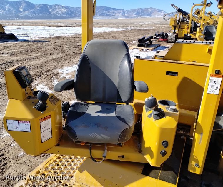 image for item DV6640 2021 Vermeer PD10 pile driver