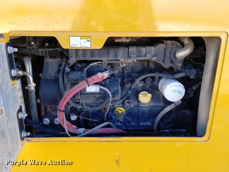 image for item DV6640 2021 Vermeer PD10 pile driver