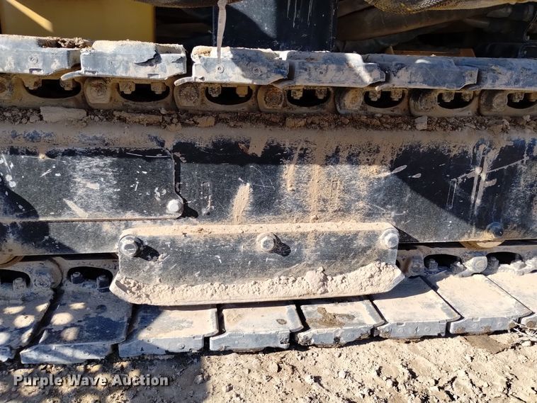 image for item DV6640 2021 Vermeer PD10 pile driver