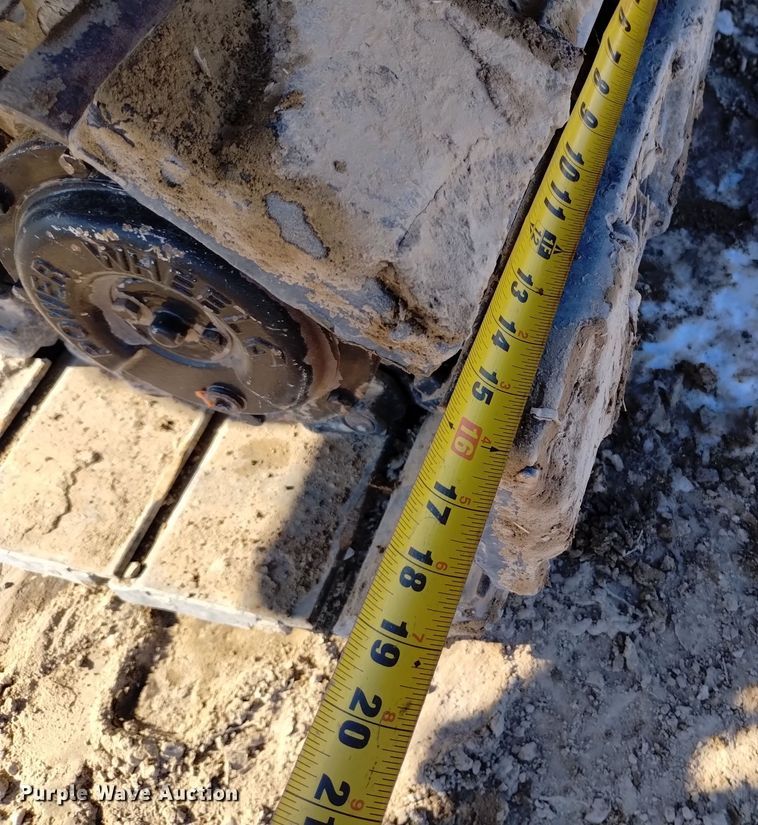 image for item DV6640 2021 Vermeer PD10 pile driver