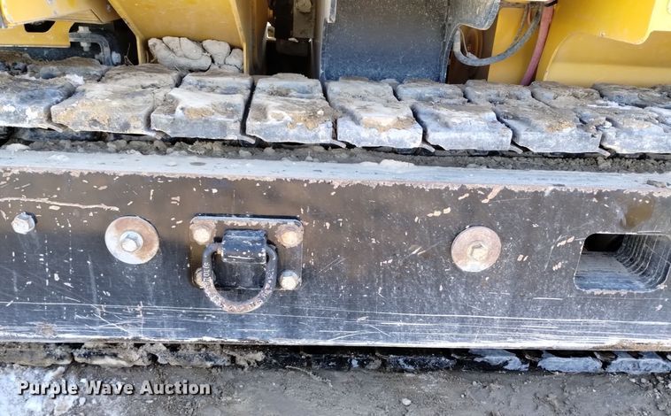 image for item DV6640 2021 Vermeer PD10 pile driver