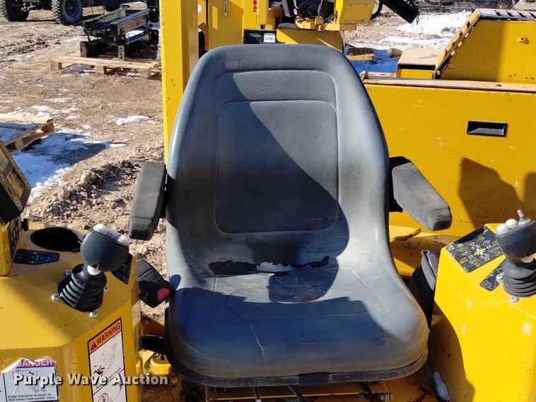 image for item DV6641 2018 Vermeer  PD10 pile driver