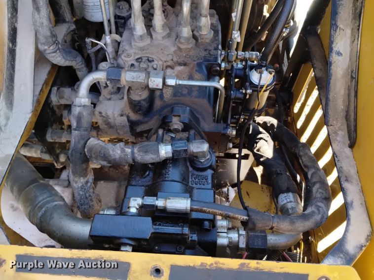 image for item DV6642 2018 Vermeer  PD10 pile driver