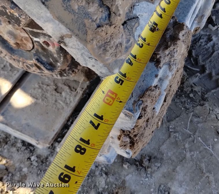 image for item DV6642 2018 Vermeer  PD10 pile driver