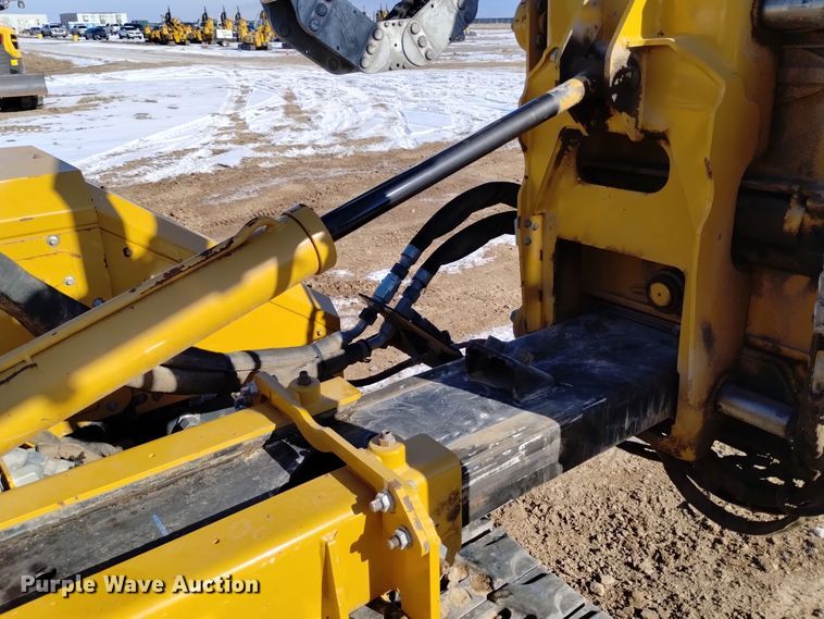 image for item DV6643 2019 Vermeer  PD10 pile driver