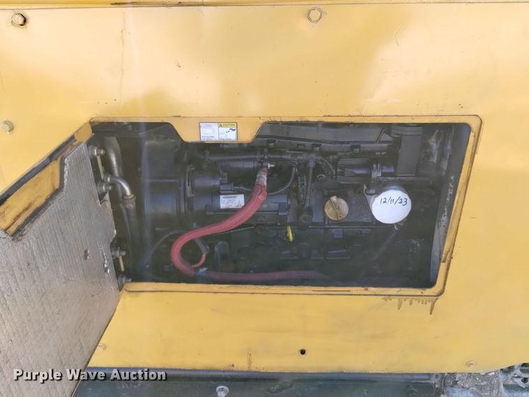 image for item DV6643 2019 Vermeer  PD10 pile driver