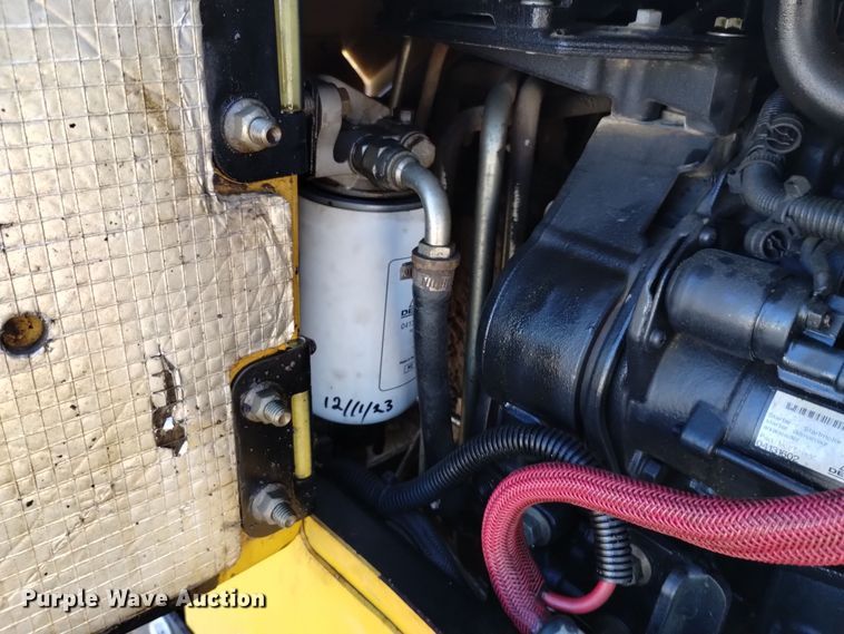 image for item DV6643 2019 Vermeer  PD10 pile driver