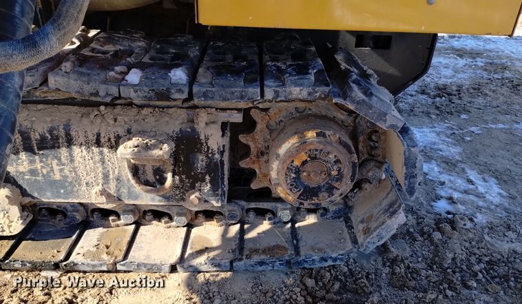 image for item DV6643 2019 Vermeer  PD10 pile driver