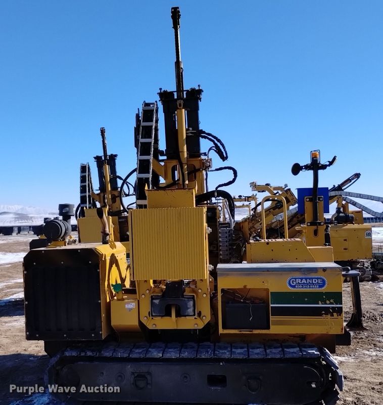 image for item DV6644 2019 Vermeer  PD10 pile driver