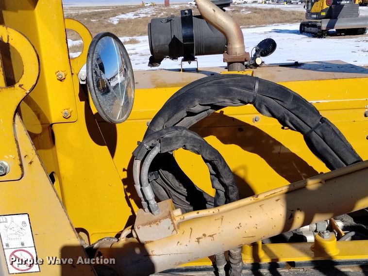 image for item DV6644 2019 Vermeer  PD10 pile driver