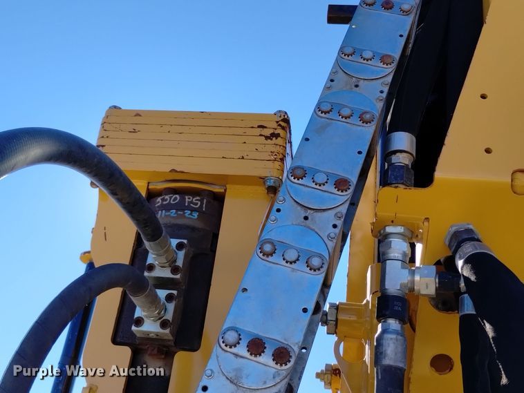 image for item DV6644 2019 Vermeer  PD10 pile driver