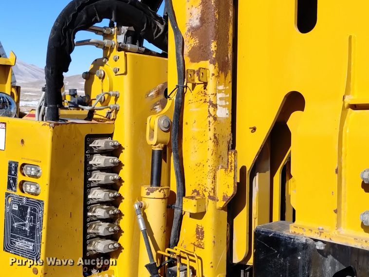 image for item DV6644 2019 Vermeer  PD10 pile driver