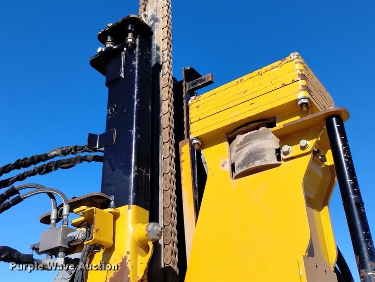 image for item DV6644 2019 Vermeer  PD10 pile driver