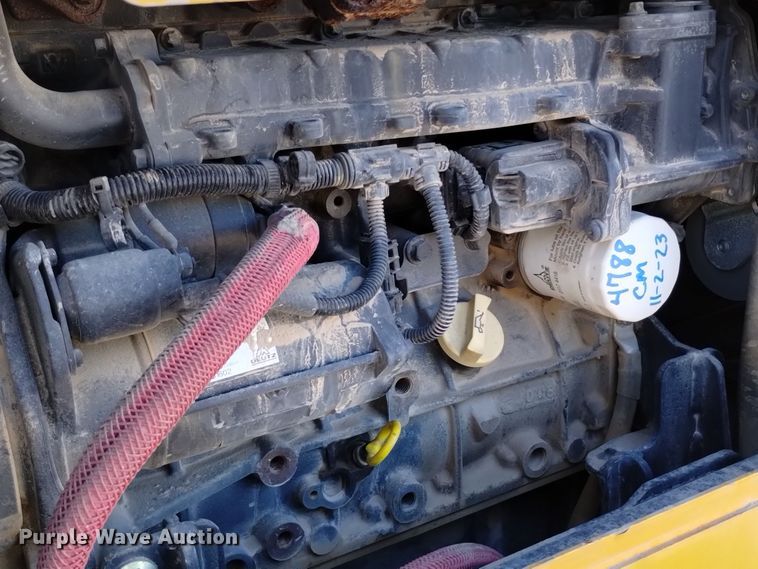 image for item DV6644 2019 Vermeer  PD10 pile driver