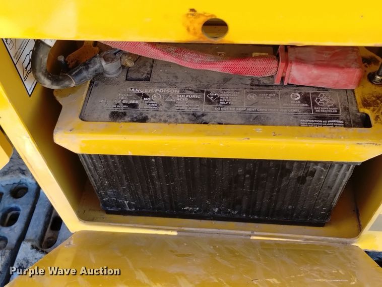 image for item DV6645 2019 Vermeer  PD10 pile driver