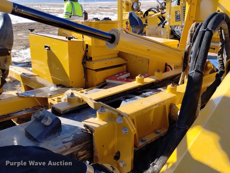 image for item DV6645 2019 Vermeer  PD10 pile driver