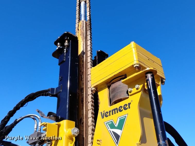 image for item DV6645 2019 Vermeer  PD10 pile driver