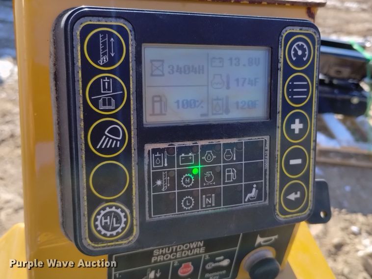 image for item DV6645 2019 Vermeer  PD10 pile driver