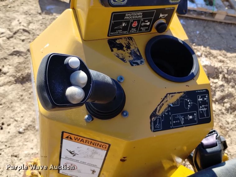 image for item DV6645 2019 Vermeer  PD10 pile driver