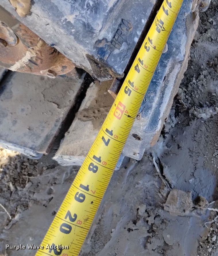 image for item DV6645 2019 Vermeer  PD10 pile driver