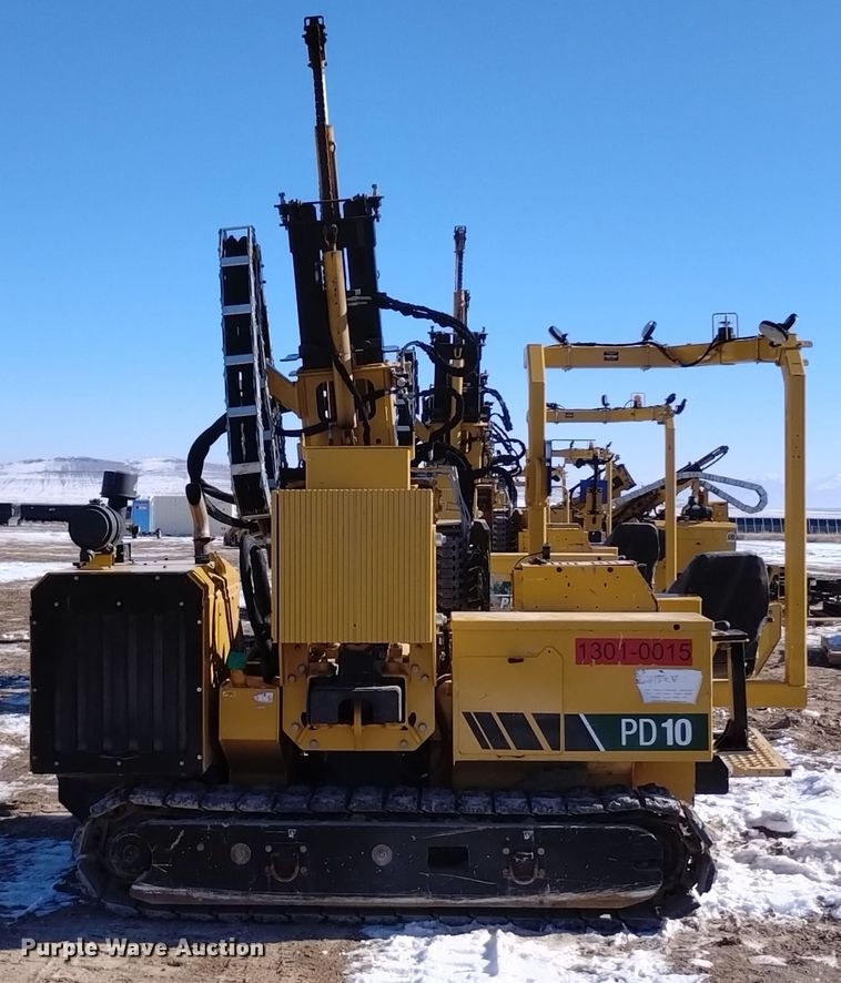 image for item DV6646 2021 Vermeer PD10 pile driver