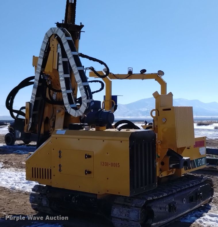 image for item DV6646 2021 Vermeer PD10 pile driver