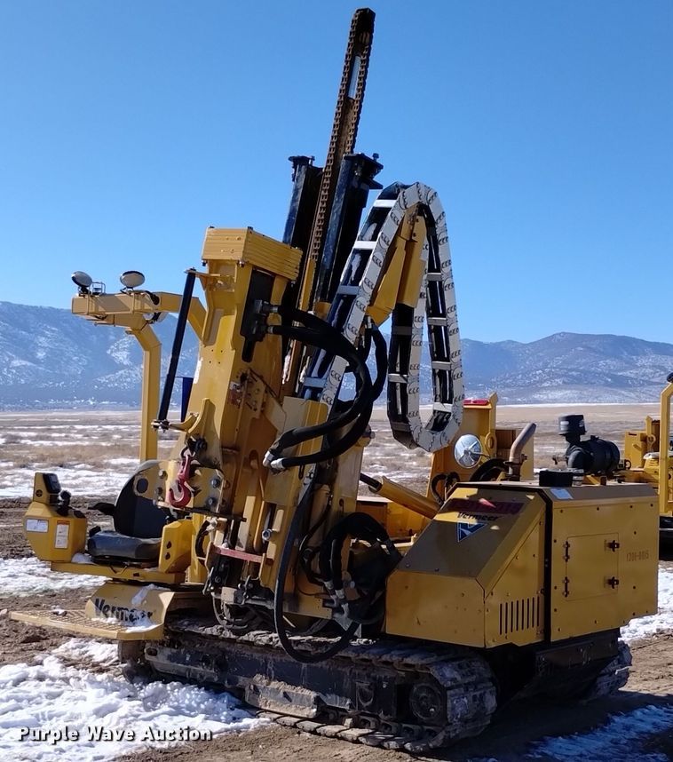 image for item DV6646 2021 Vermeer PD10 pile driver