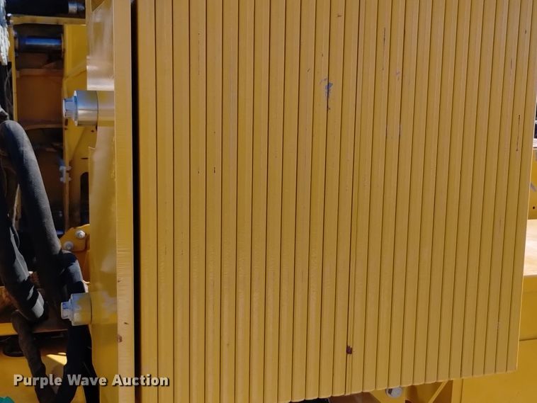 image for item DV6646 2021 Vermeer PD10 pile driver