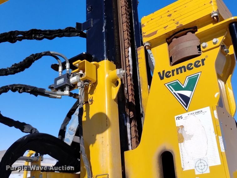 image for item DV6646 2021 Vermeer PD10 pile driver