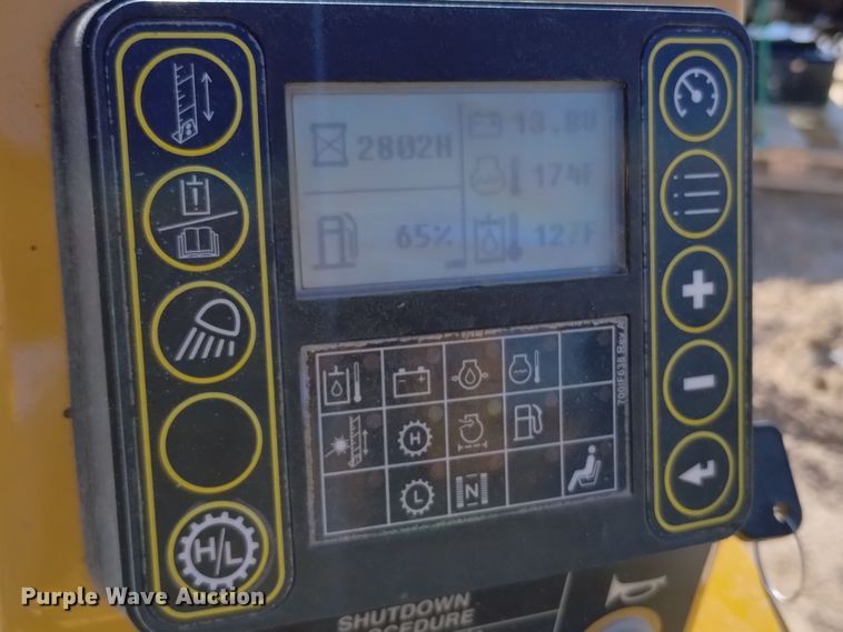 image for item DV6646 2021 Vermeer PD10 pile driver