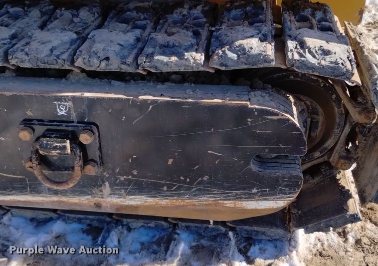 image for item DV6646 2021 Vermeer PD10 pile driver