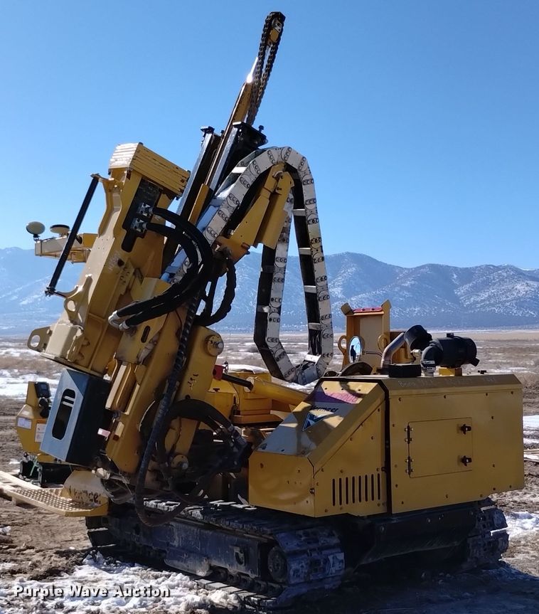 image for item DV6648 2019 Vermeer  PD10 pile driver