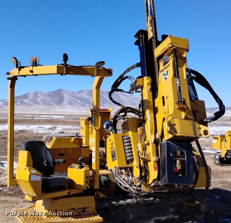 image for item DV6648 2019 Vermeer  PD10 pile driver