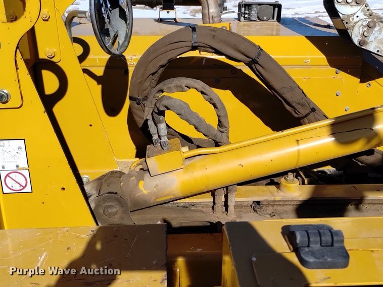 image for item DV6648 2019 Vermeer  PD10 pile driver