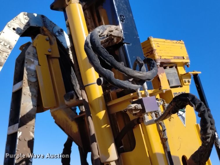 image for item DV6648 2019 Vermeer  PD10 pile driver